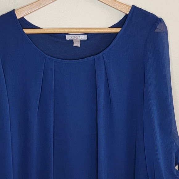 Roz & Ali | Navy Blue Blouse with Sheer 3/4 Sleeves Size 1X - Picture 5 of 5